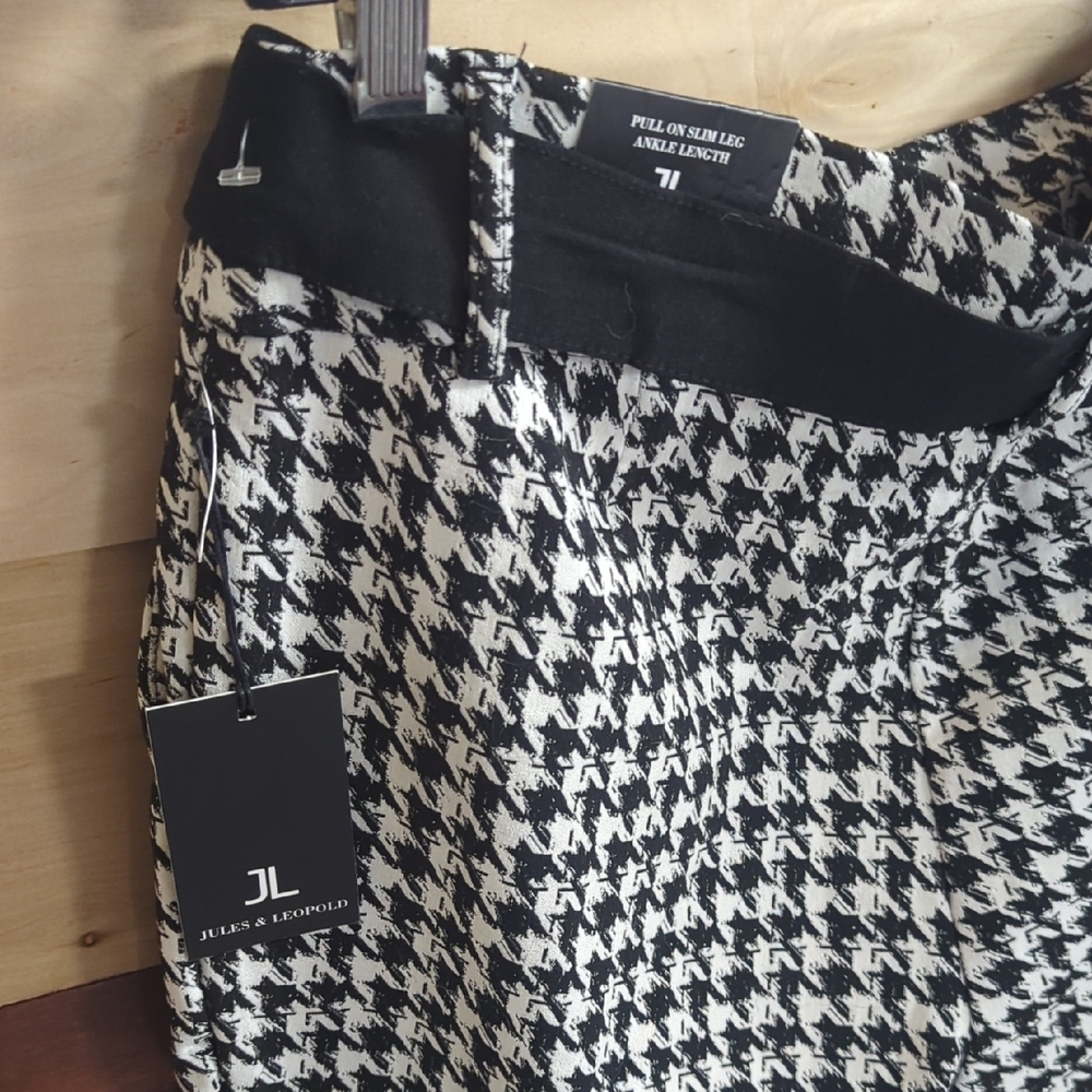 Jules & Leopold Black and White Houndstooth Pants - Picture 3 of 4